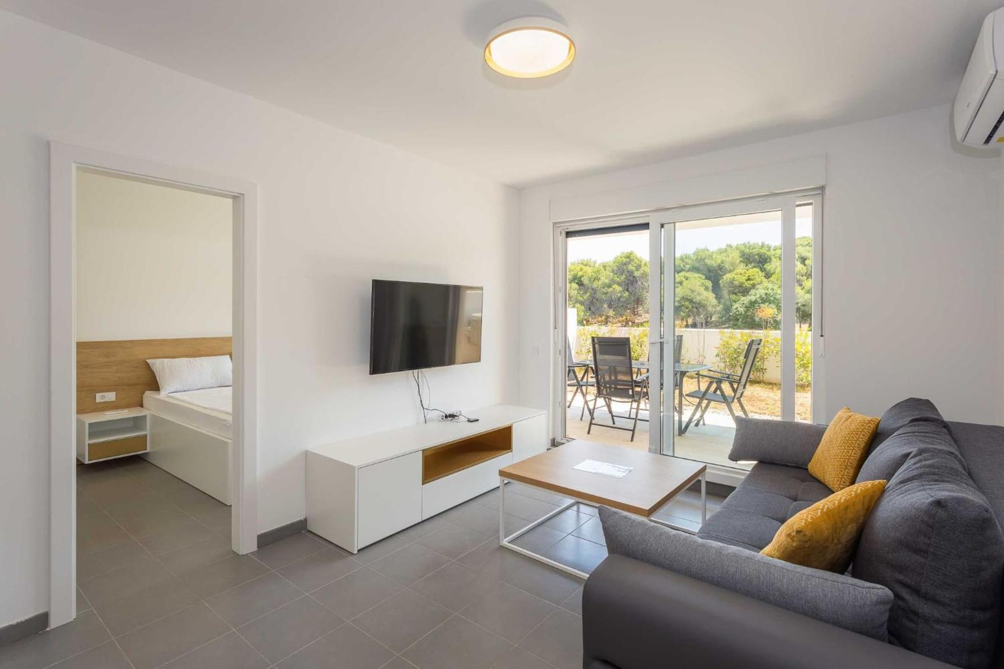 Apartments At Villa Frida Premantura Kültér fotó